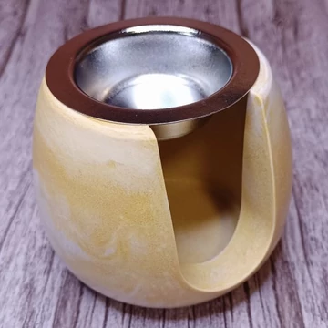 Illatviasz párologtató ásványgyantából